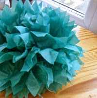 Party Poms and Flowers 1214567 Image 3